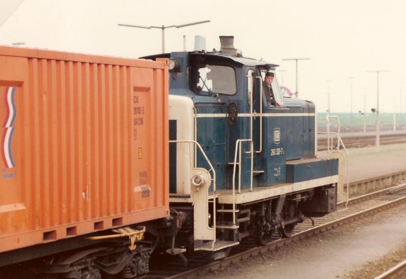 AB13 - 01-06-83 - Puttgarden.jpg