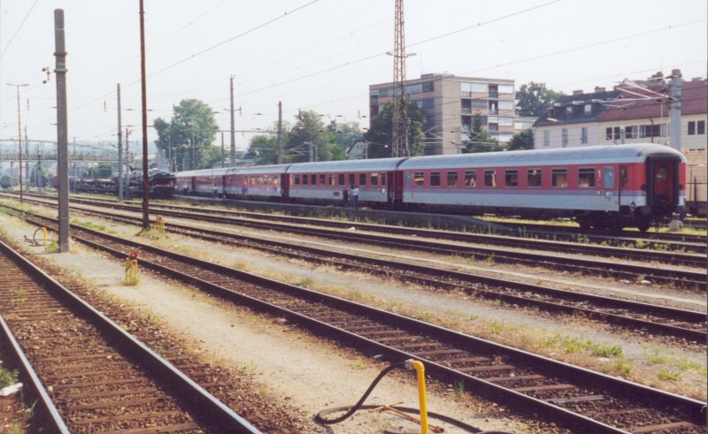 800 - 02 Salzburg Hbf.jpg