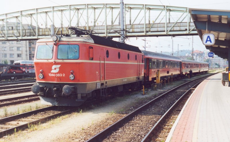 800 - 06 Salzburg Hbf.jpg
