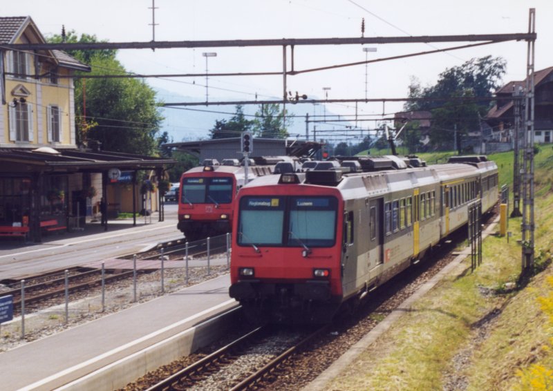 800 - 2-04 - Kuesnacht am Rigi - Aug 1999.jpg