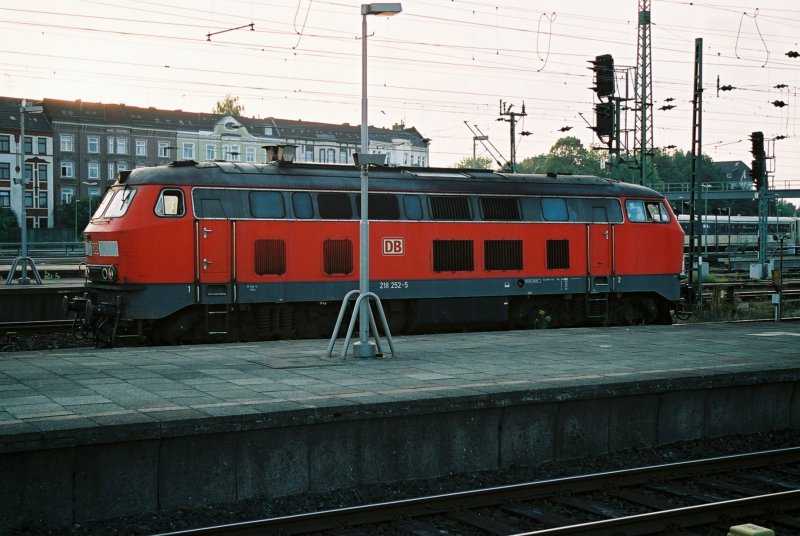 800 - 1-04 - 13-08-2003 - Hamburg Altona.jpg