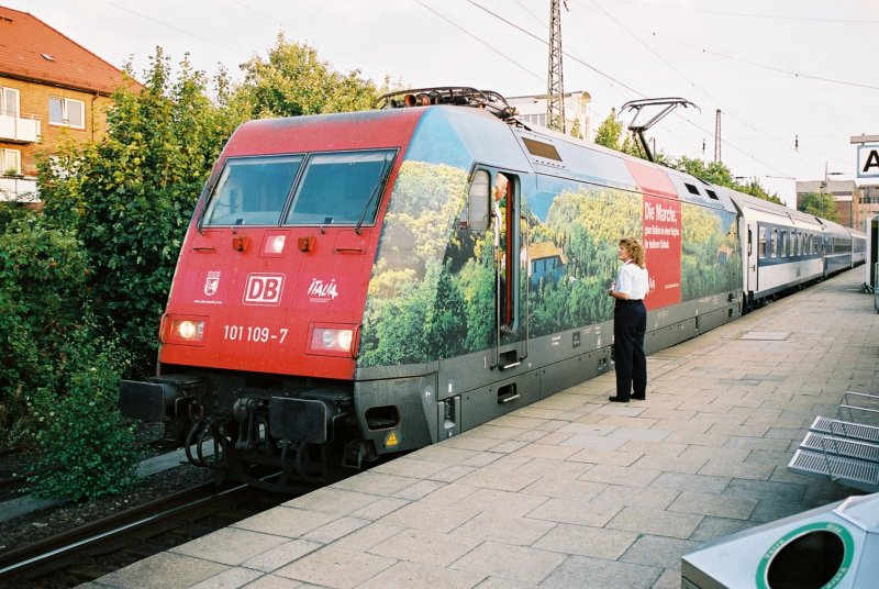 800 - 1-05 - 13-08-2003 - Hamburg Altona.jpg