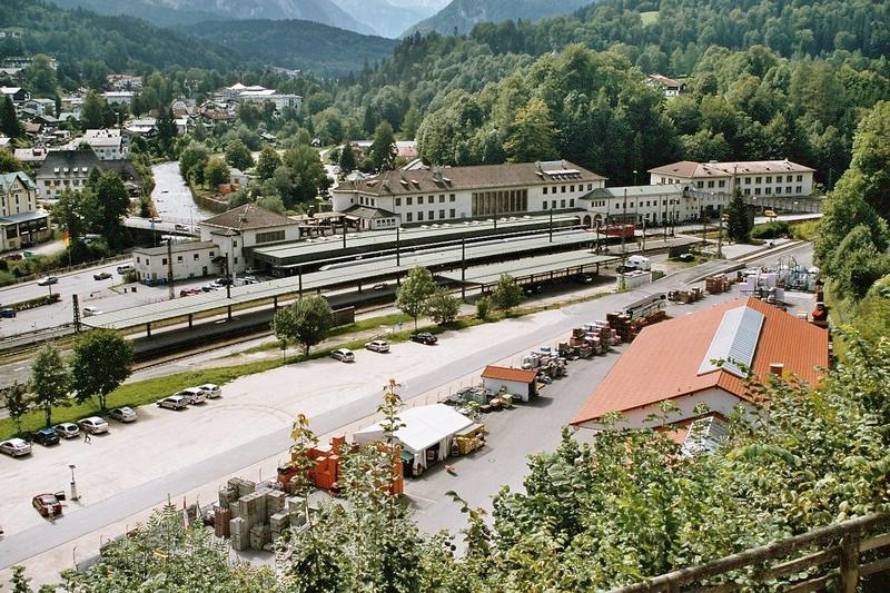800 - 3-06 - 23-08-2004 - Berchtesgaden Hbf - 3-31.jpg