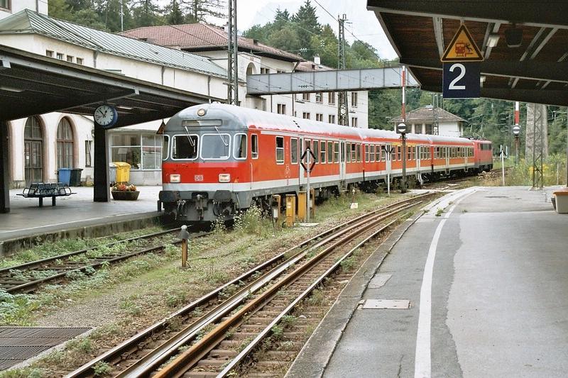800 - 3-17 - 23-08-2004 - Berchtesgaden Hbf - 3-20.jpg