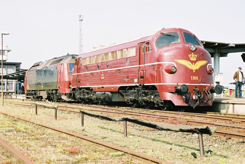 24-03-03 - 1-06 - Fugleflugtlinien 40 aar, Roedby Faergehavn.JPG