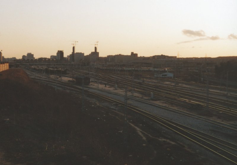 800 - 1-04 Madrid - Chamartin - Feb 92.jpg