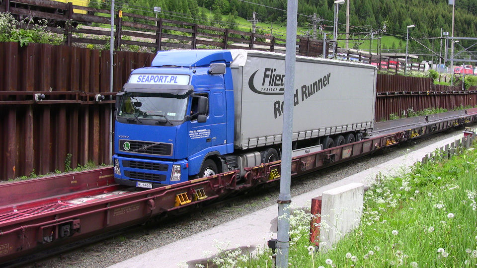 193 - 2008-06-07 - Brenner Grenzbahnhof - IMG_1786.jpg