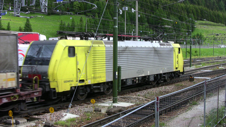 202 - 2008-06-07 - Brenner Grenzbahnhof - IMG_1795.jpg