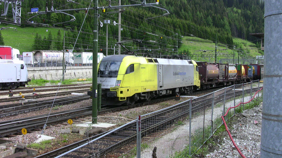 203 - 2008-06-07 - Brenner Grenzbahnhof - IMG_1796.jpg