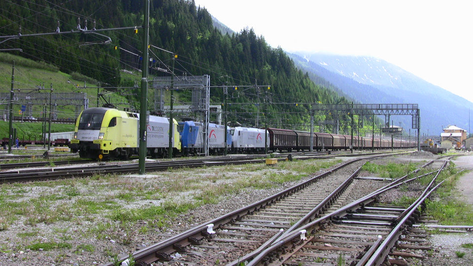 279 - 2008-06-08 - Brenner Grenzbahnhof - IMG_1872.jpg