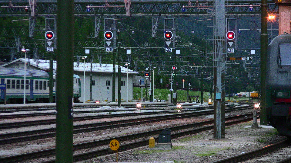 319 - 2008-06-08 - Brenner Grenzbahnhof - IMG_1912.jpg