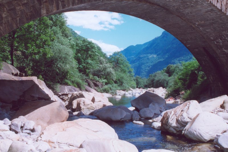 800 - 26-6-00 2-14 Biascina 14.jpg