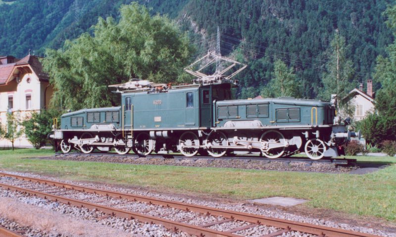 800 - 27-6-00 3-05 Erstfeld 23.jpg