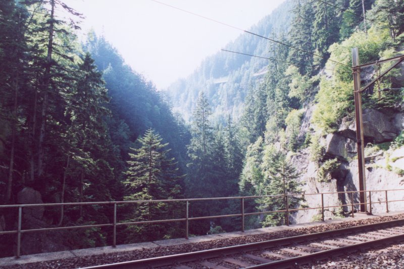 800 - 28-6-00 4-06 Wassen gegen Sustenpass 31A.jpg