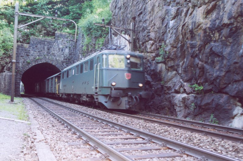 800 - 28-6-00 4-08 Wassen 29A.jpg