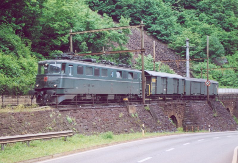 800 - 29-6-00 4-30 Giornico 07A.jpg