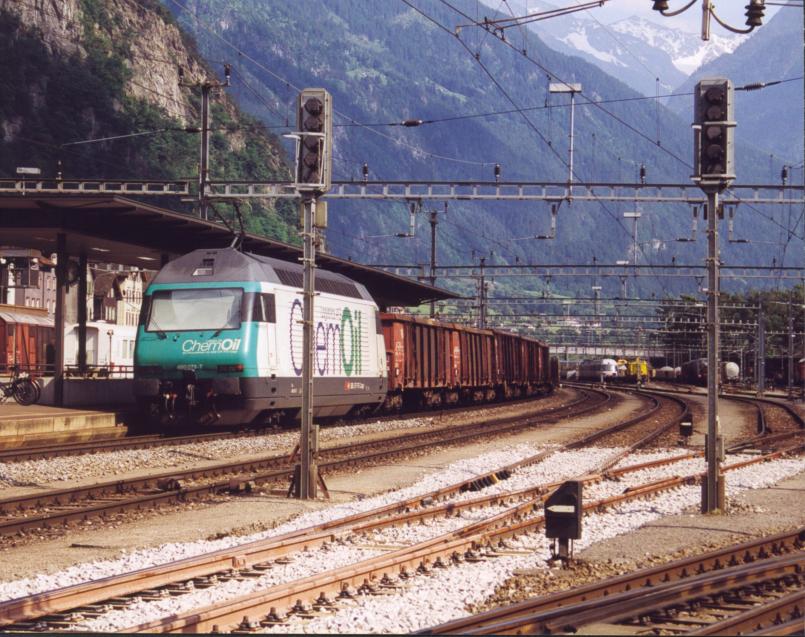 800 - 24-6-01 Erstfeld J-1-6.jpg