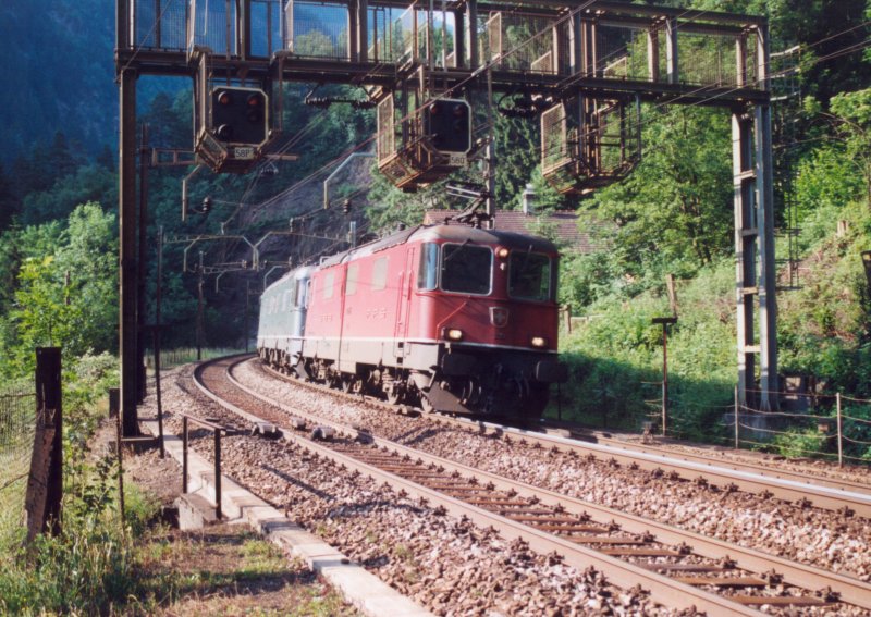 800 - 28-06-01 5-07 Pfaffensprung 30.jpg