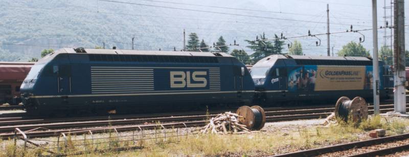 17-6-2002 2-17 Domodossola 20A.jpg