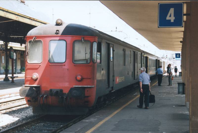 17-6-2002 2-20 Domodossola 17A.jpg