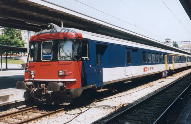 17-6-2002 2-22 Locarno 15A.jpg