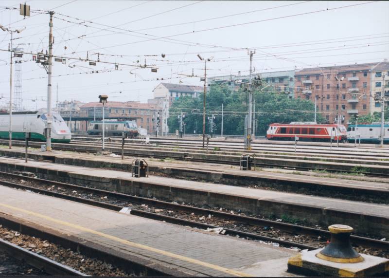 18-6-2002 3-02 Milano Centrale 35A.jpg