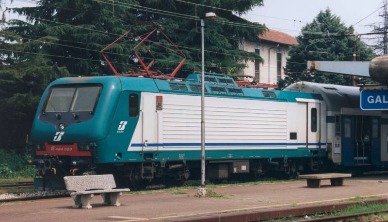 18-6-2002 3-20 Gallarate, Italy 17A.jpg