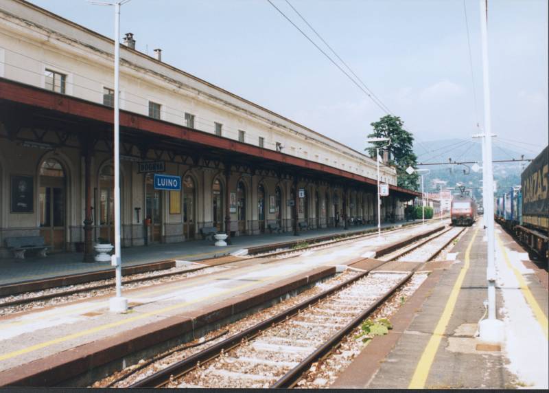 18-6-2002 3-22 Luino, Italy 15A.jpg