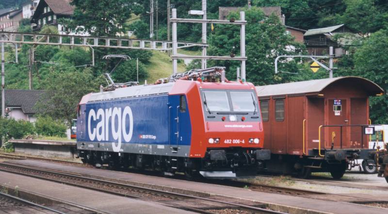 20-6-2002 4-22 Gurtnellen 15A.jpg