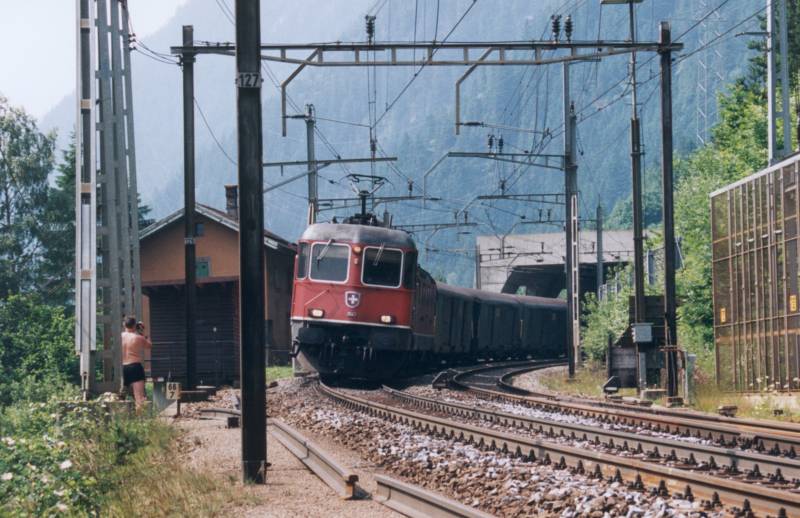 20-6-2002 4-35 Wassen 02A.jpg