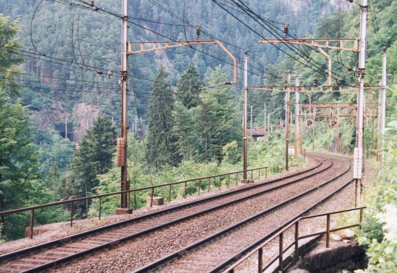 20-6-2002 5-32 Amsteg 05A.jpg