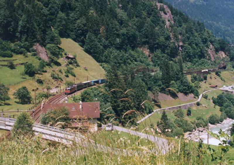 22-6-2002 6-28 Gurtnellen - Intchi 09A.jpg