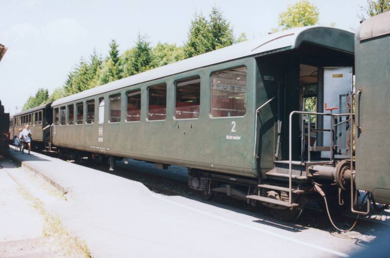 22-6-2002 7-26 Zollhaus 11A.jpg