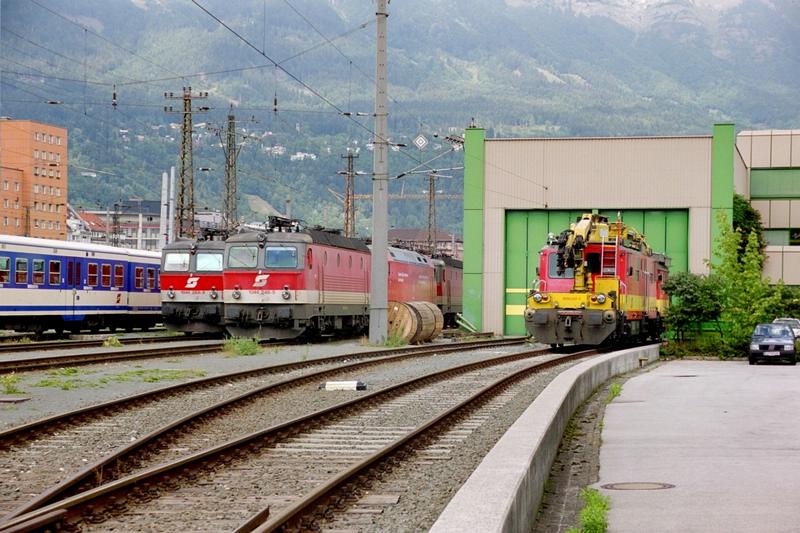 1-31 - 30-08-2003 - Innsbruck - 06a.jpg