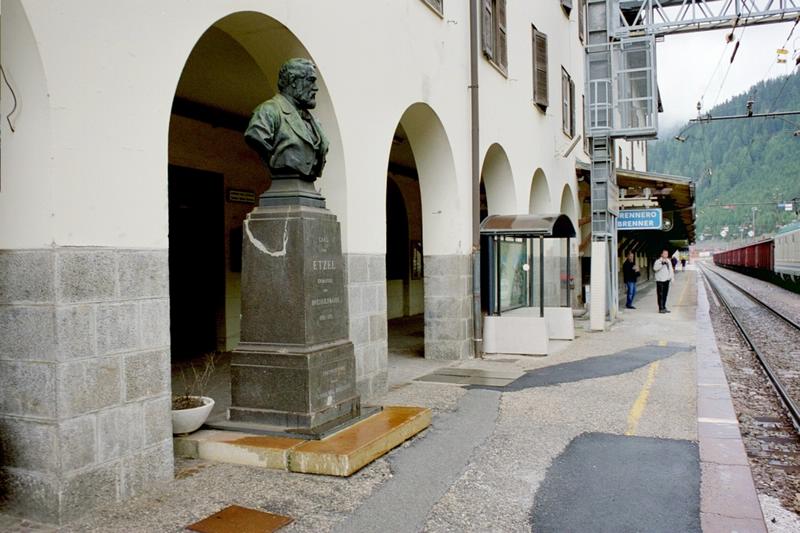 2-06 - 30-08-2003 - Brennero - 31a.jpg