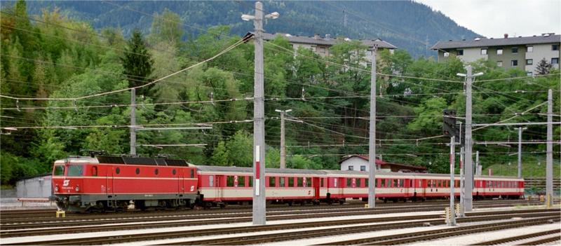 3-06 - 01-09-2003 - Landeck - 31a.jpg