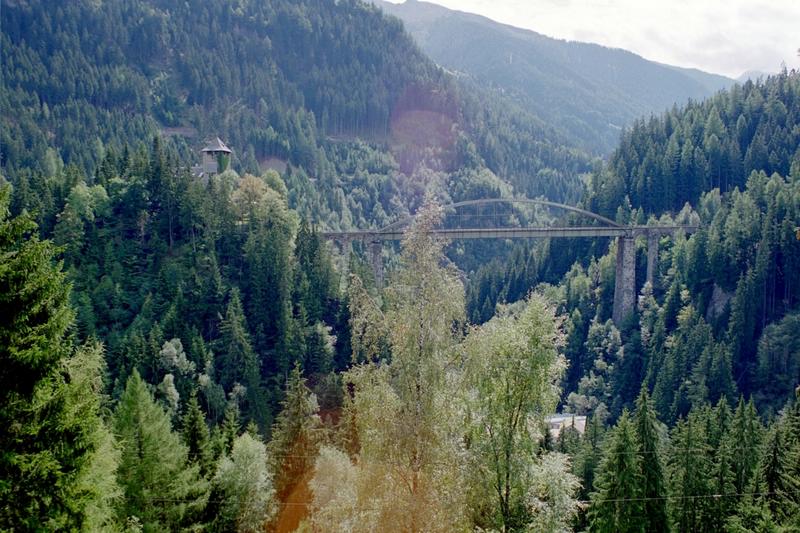 3-10 - 01-09-2003 - Trisannabruecke, Arlberg - 27a.jpg