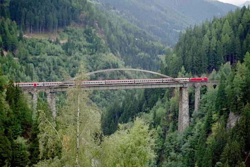 3-13 - 01-09-2003 - Trisannabruecke, Arlberg - 24a.jpg
