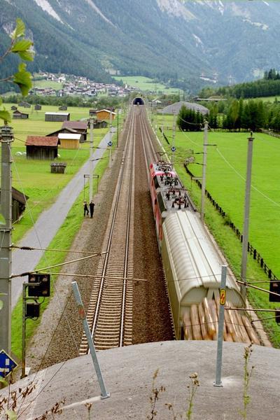 3-17 - 01-09-2003 - Arlberg - 20a.jpg