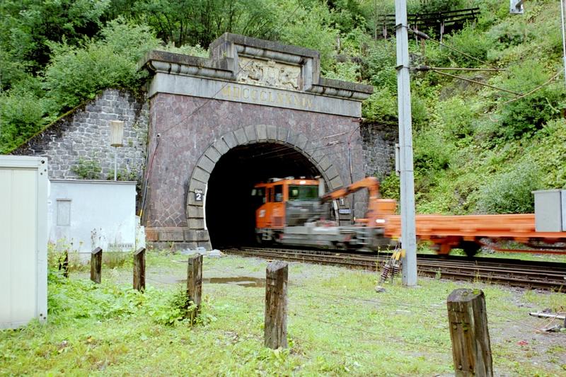 3-27 - 02-09-2003 - Langen am Arlberg - 10a.jpg