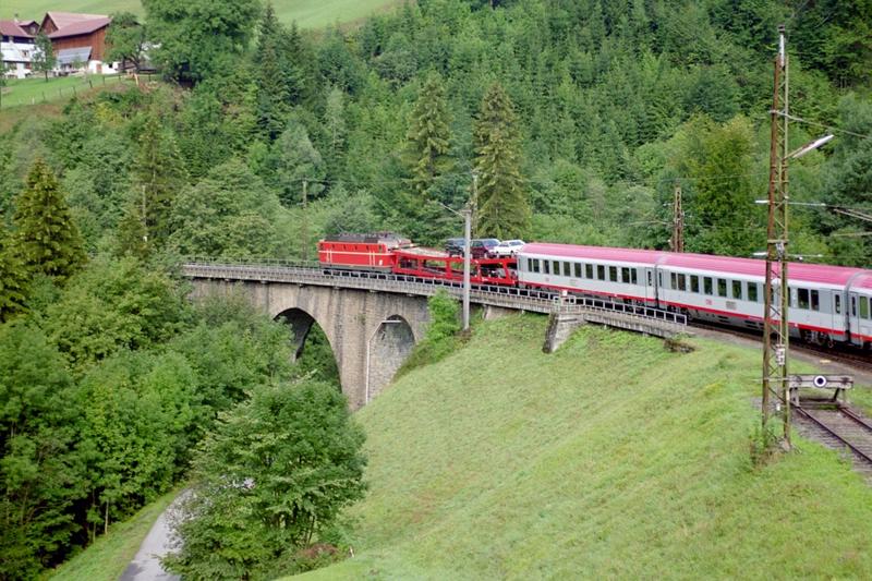 3-31 - 02-09-2003 - Dalaas, Arlberg - 06a.jpg