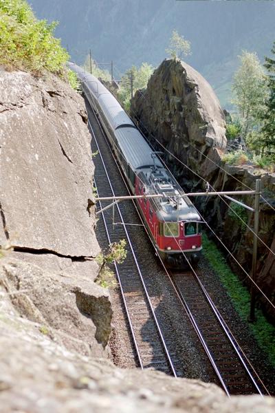 4-36 - 03-09-2003 - Wassen - 01a.jpg