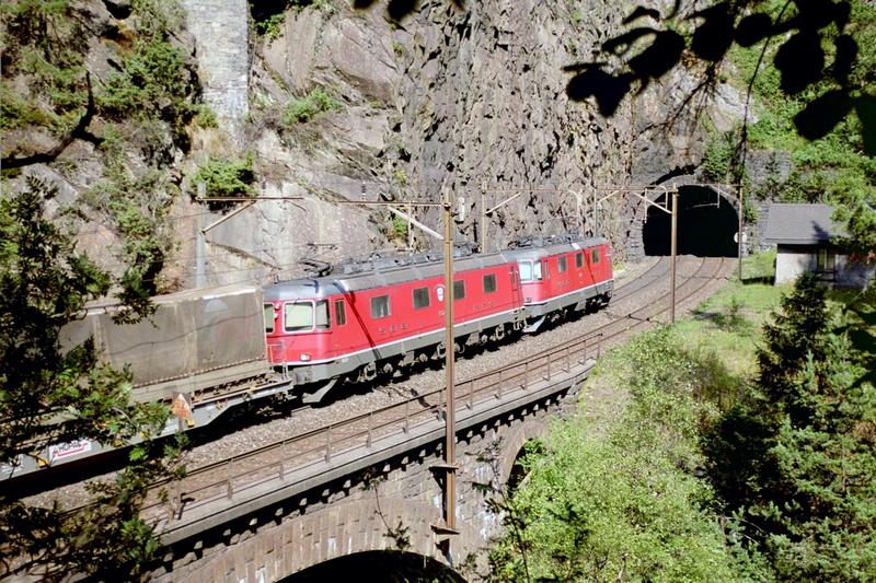 5-09 - 02-09-2003 - Wassen - 28a.jpg