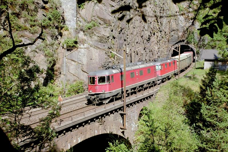 5-11 - 02-09-2003 - Wassen - 26a.jpg