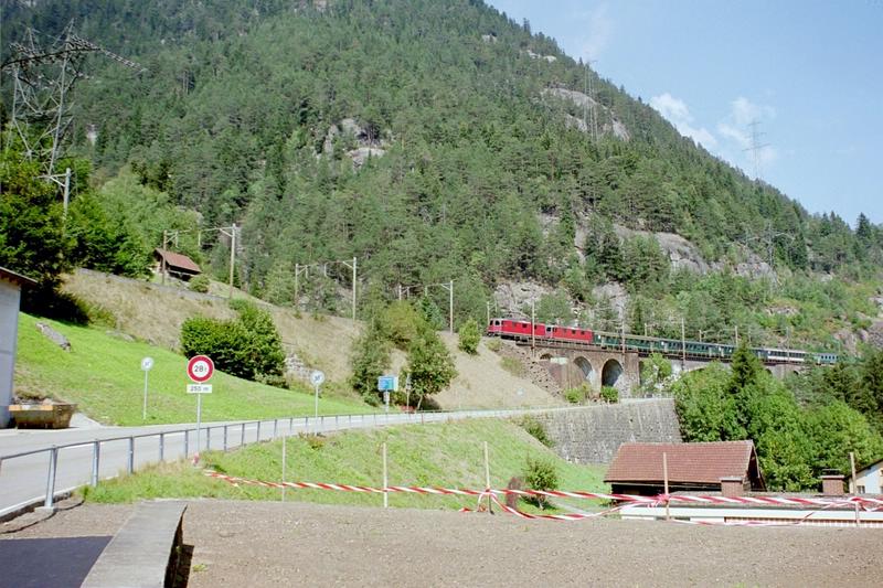 5-23 - 02-09-2003 - Wassen - 14a.jpg