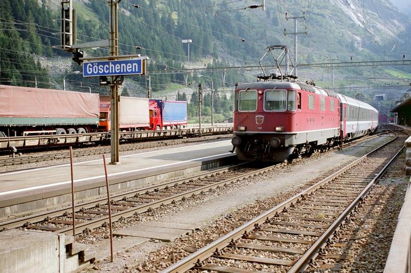 6-01 - 02-09-2003 - Goeschenen - 36a.jpg