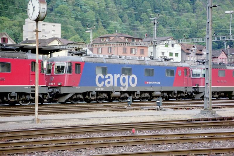 6-23 - 02-09-2003 - Erstfeld - 14a.jpg