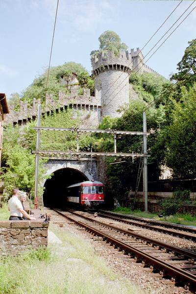 7-17 - 03-09-2003 - Bellinzona - 20a.jpg