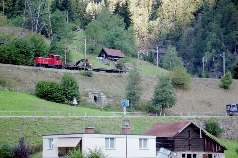 8-22 - 04-09-2003 - Wassen - 15a.jpg