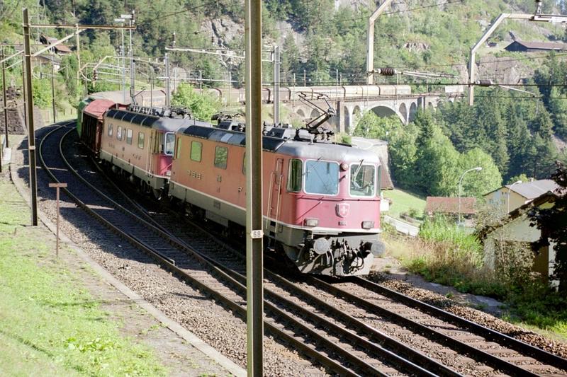 8-23 - 04-09-2003 - Wassen - 14a.jpg